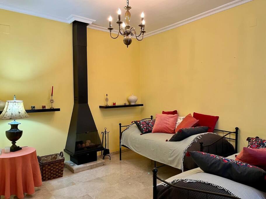 Apartamento Suite Alameda De Hercules Seville Ngoại thất bức ảnh